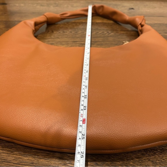 Elegant Brown Leather Women's Bag - Picture 7 of 7